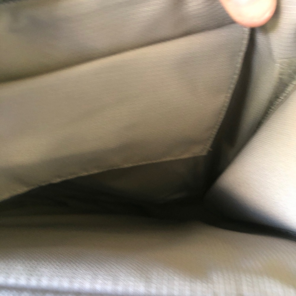 Electric Laptop bag olive green holds 15 inch laptop brand new with tags NWT - Picture 14 of 16